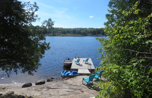Seguin Cottage | Cozy cottage retreat + Bunkie with the perfect western exposure waterfront