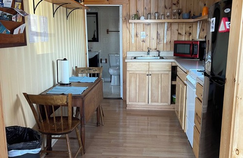 Sebascodegan Island House | Cozy cottage