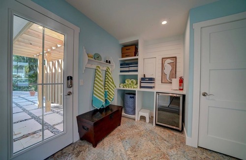 Anna Maria Cottage | Cozy Cottage w private Beach Access, AC&WiFi - NorthEnd AMI. No hurricane damage