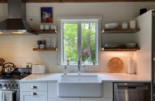 West of Town Cottage | Cozy cottage with easy living half way between Cisco Beach and Nantucket town