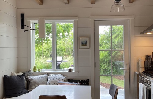 West of Town Cottage | Cozy cottage with easy living half way between Cisco Beach and Nantucket town