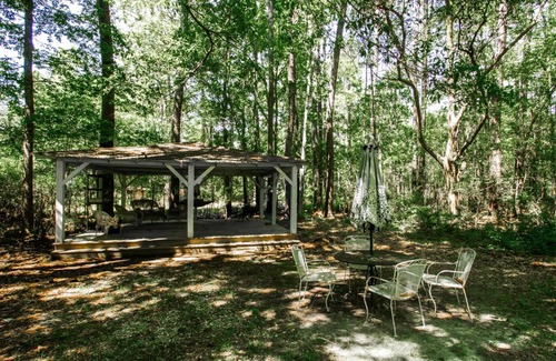 Abita Springs House | Cozy Cottage with Guest House, Gazebo and Deck