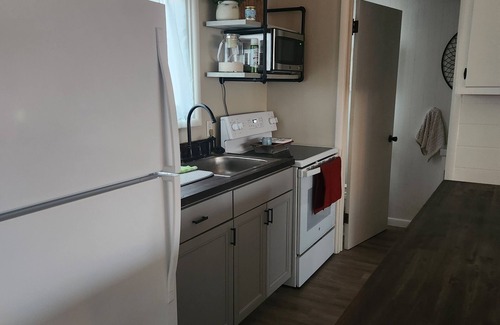 Celina Cottage | Cozy Cottage with water access, Newly remodeled