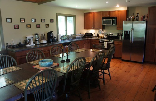 Sandgate Cabin | Cozy Country Cabin Vermont