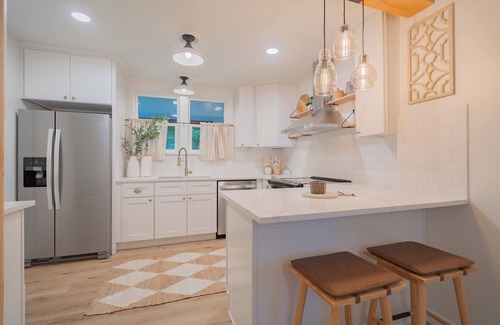 Ridgefield House | Cozy Country Cottage - 3 bedroom home in Ridgefield, WA.