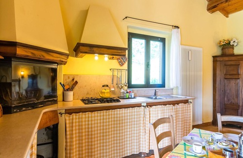 Cagli House | Cozy Couple’s Retreat