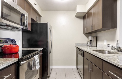 Cupertino Apartment | Cozy Cupertino 2BR w/Gym, Pool, nr. Apple & Google, by Blueground