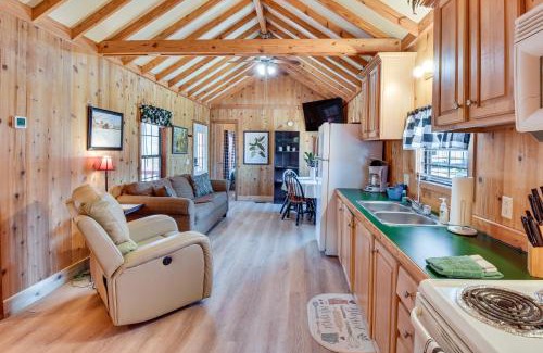 Rabun Gap House | Cozy Dillard Cabin with Mountain Views and Pool Access