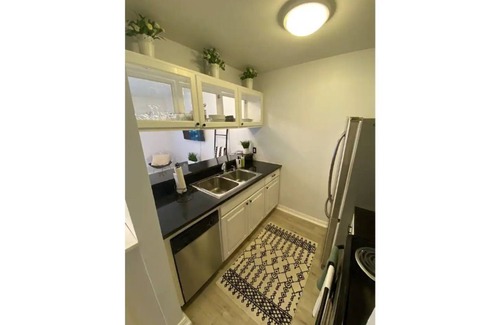Clarksville Condo | Cozy Downtown Getaway w/Pool