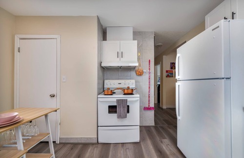 Jasper Place House | Cozy Dual Homes Family Friendly!