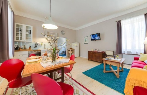 Wienerbruck Apartment | Cozy family apartment with its own outdoor dining area
