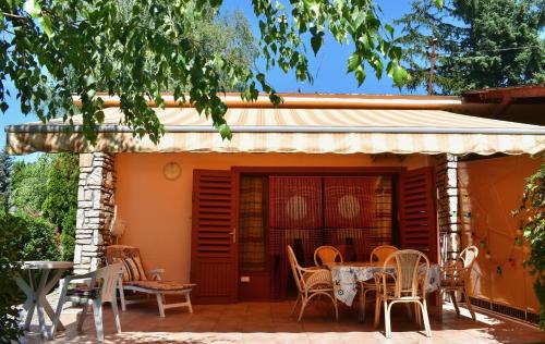 Siofok-Sosto House | Cozy Family Cottage at the Lake