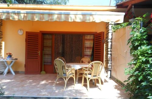 Siofok-Sosto House | Cozy Family Cottage at the Lake