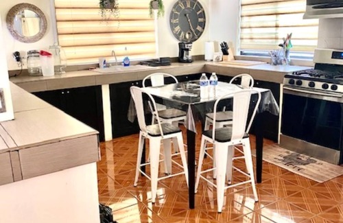 Ensenada House | Cozy family home with studio 10-15 min from tourist entertainment