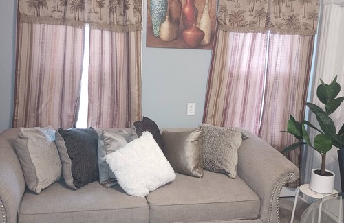 Methuen Apartment | Cozy Family-sized 3 Bedroom Apartment