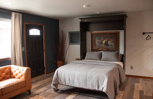 Buckley Other | Cozy Farm stay on 70 acres,Pet Friendly, farm animals,close to mount Rainer