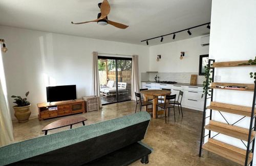 Bethlehem of Galilee House | Cozy Farmhouse with Goats, Garden & Deck