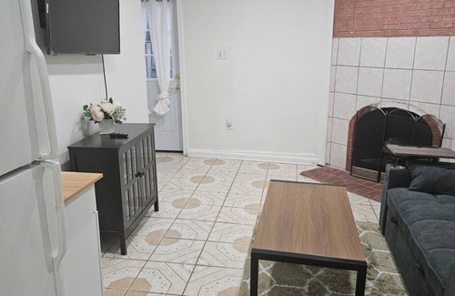 West Laurel House | Cozy Finished Basement with 1-bedroom, living Space AC, WiFi in charming Laurel