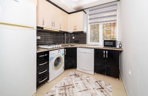 Kultur Mahallesi Apartment | Cozy Flat near Shopping Malls in Kepez, Antalya
