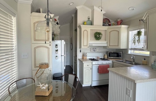 El Jobean House | Cozy Florida Resort Cottage