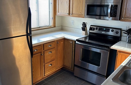 Brackney Cottage | Cozy four season private lakefront cottage. Located on Laurel Lake, Brackney, PA