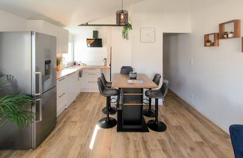 LʼAiguillon-sur-Mer House | Cozy home in L'Aiguillon la Presqu'ile