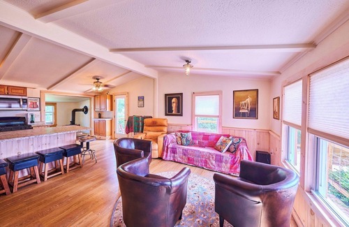 Fishs Eddy Cottage | Cozy French Woods Cottage, Pond and Pool