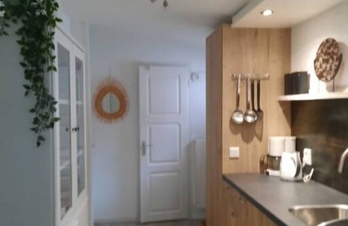 Krachtighuizen Ski Chalet | Cozy furnished cabin on a peaceful park