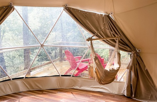 Wallkill House | Cozy Geo-Dome with Heat/AC on Private Hiking paradise in Gunks.