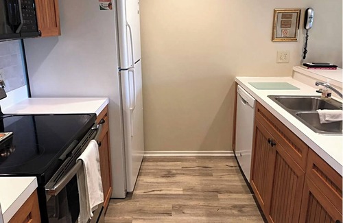 Harbor Springs Condo | Cozy Getaway Near All the FUN! Harbor Springs/Petoskey