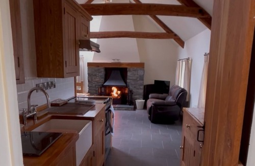 Tregaron Cottage | Cozy Grofftau Cottage in Ystrad Meurig