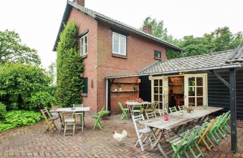 Lage Mierde House | Cozy group house in Reusel in a natural environment