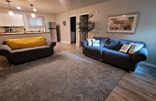 Sperry House | Cozy guesthouse in a peaceful neighborhood!