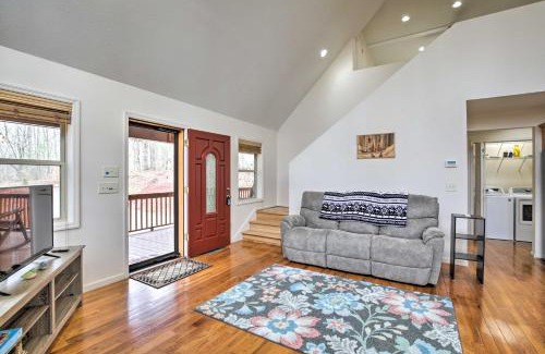 Hayesville House | Cozy Hayesville Retreat with Deck and Mtn Views!