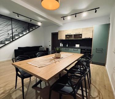 Borsa House | Cozy HillSide