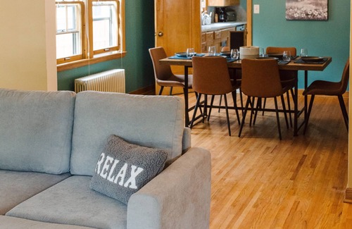 Nokomis House | Cozy Historic Home. King Beds. Keyless Entry. Free W/D.
