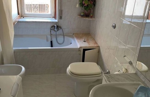 Policastro Bussentino Apartment | 🏖️ Cozy Holiday Apartment 300m from the Sea - Policastro Bussentino #1