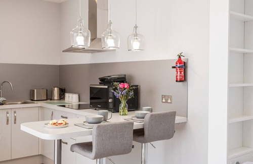 Porthleven Apartment | Cozy holiday apartment in Porthleven, No Deposit