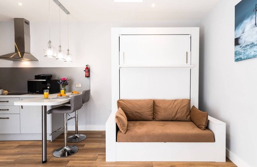 Porthleven Apartment | Cozy holiday apartment in Porthleven, No Deposit