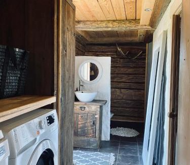 Orissaare Ski Chalet | Cozy Holiday Cottage
