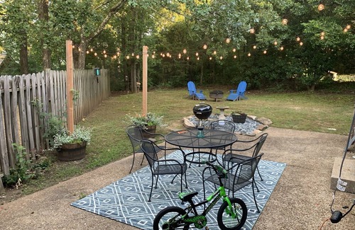 Eden Isle House | Cozy home across from Red Apple Inn and 20 minutes from Little Red River!