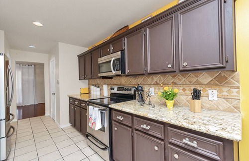 Clodine House | Cozy home away from home4 bedroom suburban retreat