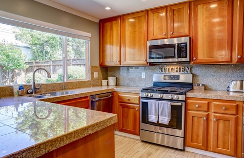Watsonville House | Cozy Home! CA Parks Pass…. Included