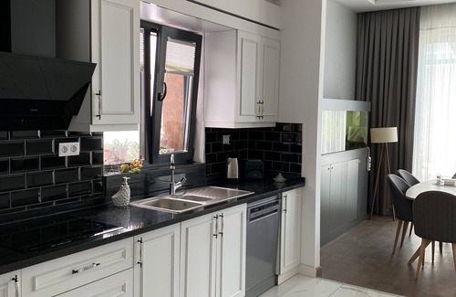 Etimesgut Villa | Cozy home - Garden, Fireplace & Cinema Experience
