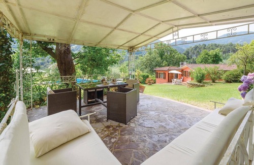 Cascine-La Croce House | Cozy home in Colle di Compito LU