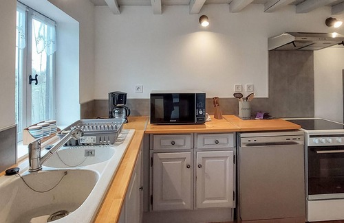 Berthouville House | Cozy home in Berthouville with WiFi