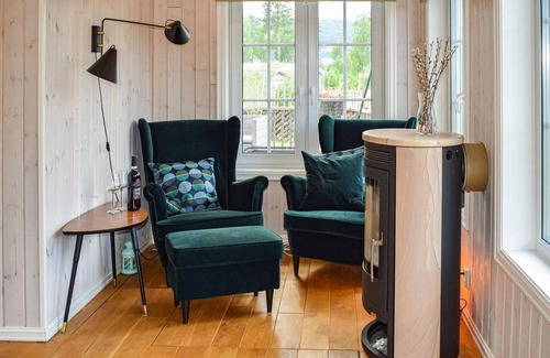Ringsaker House | Cozy home in Brøttum with kitchen