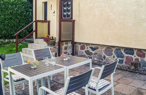 Burg Stargard House | Cozy home in Burg Stargard with WiFi