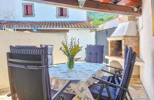 Lanisce House | Cozy home in Buzet with WiFi