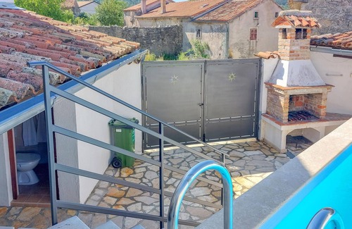 Lanisce House | Cozy home in Buzet with WiFi